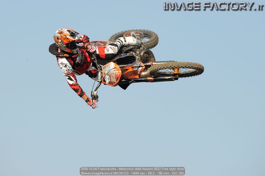 2009-10-04 Franciacorta - Motocross delle Nazioni 0932 Free style show
